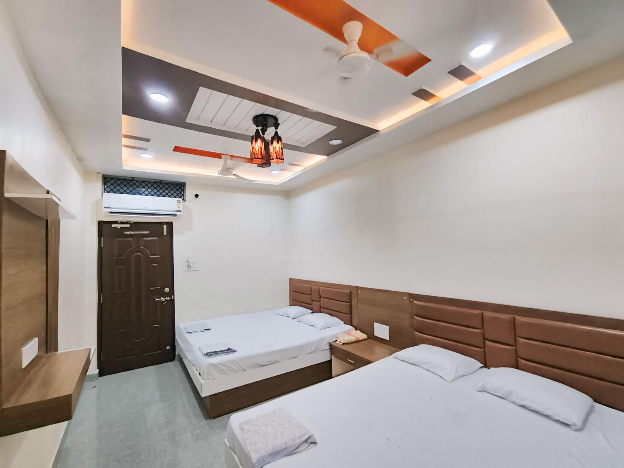 Shree Trilokeshwar Guesthouse Ujaim Exterior foto